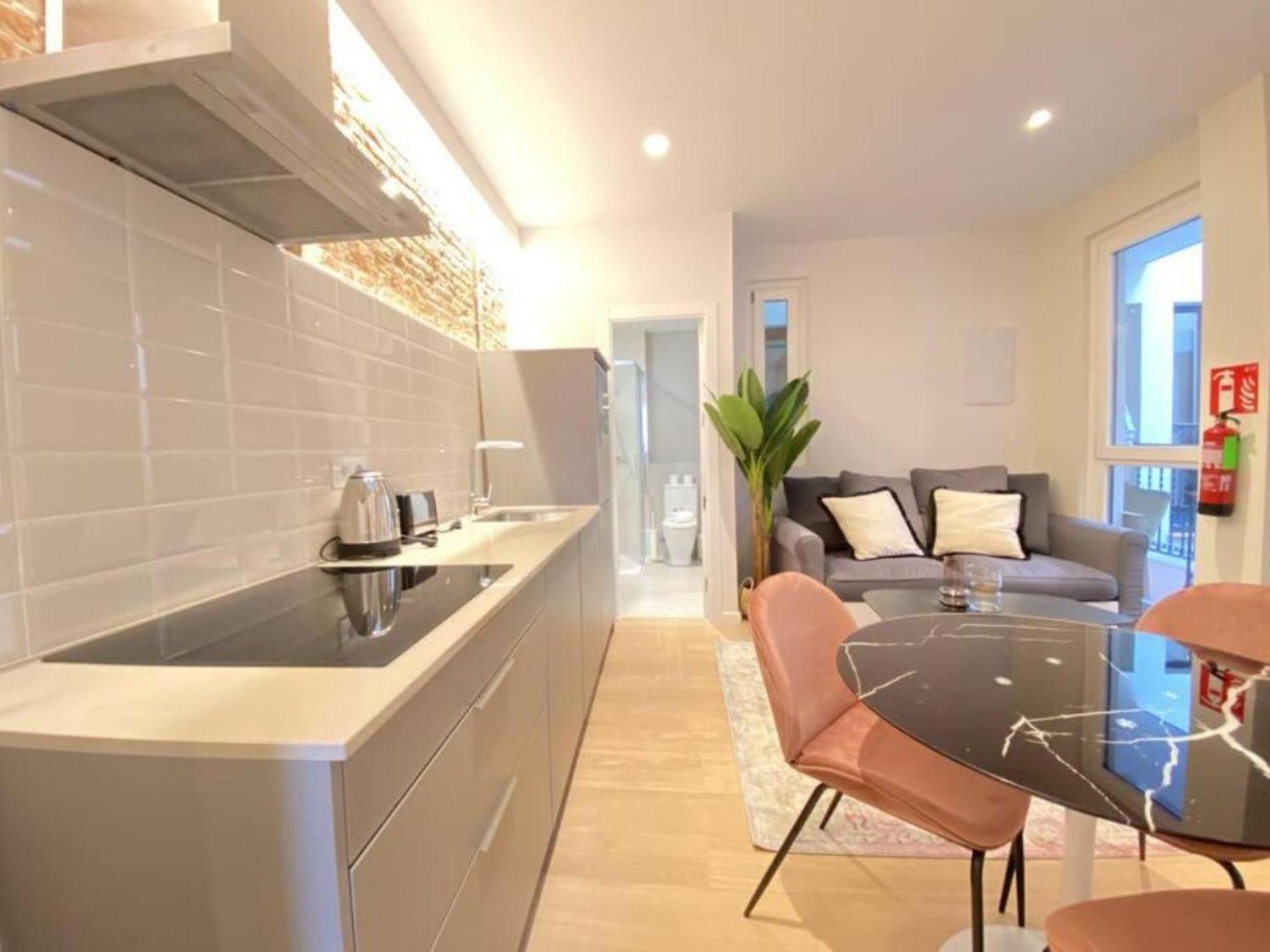Apartamentos En La Latiina Madrid Esterno foto